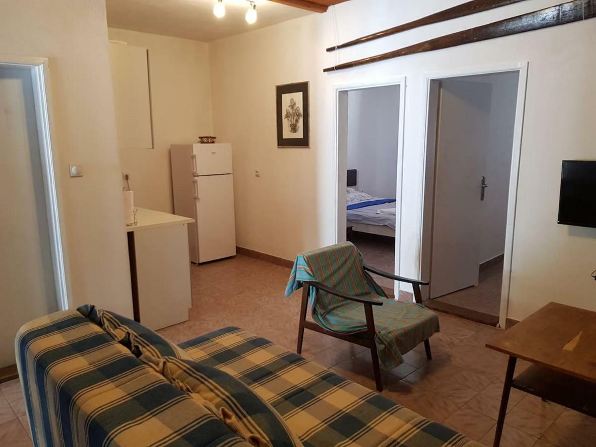 Kuca Pavle Trsteno Budva